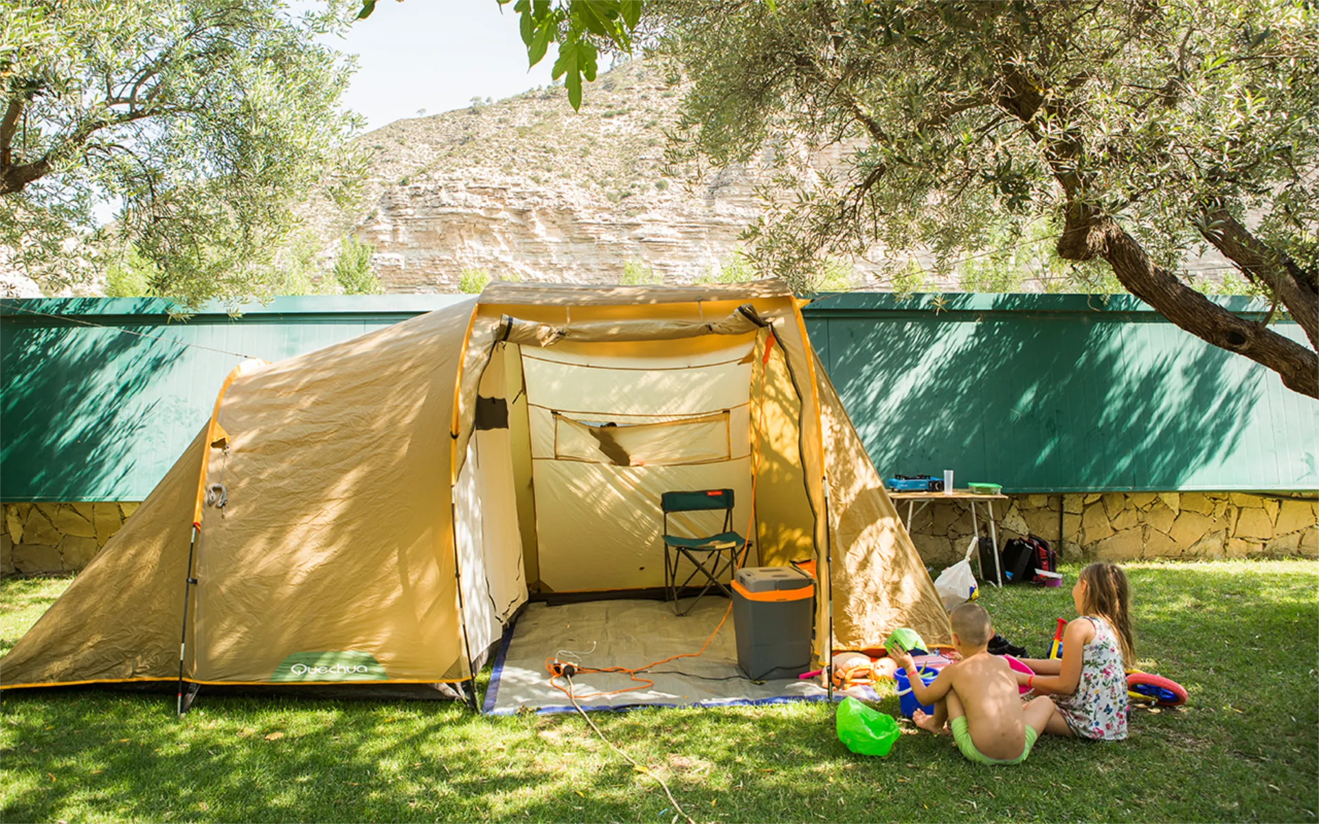 Parcela acampada tienda de campaña rio ebro matarraña port massaluca - 1