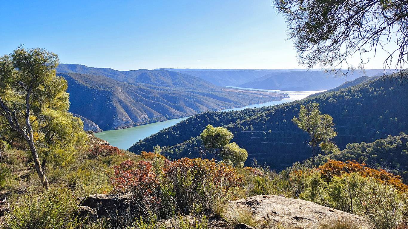 Ruta senderismo caminos historia viva espacio de la batalla del ebro